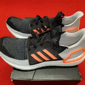 Adidas Ultraboost 19 Men Sz 11